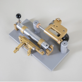 Máquina Rieger para el afilado de las palas de fagot