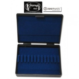 Estuche plástico Chiarugi para cañas oboe.